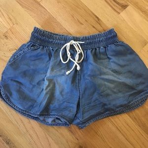Perfect Chambray Summer Short